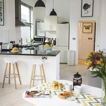 Apartman Paintworks