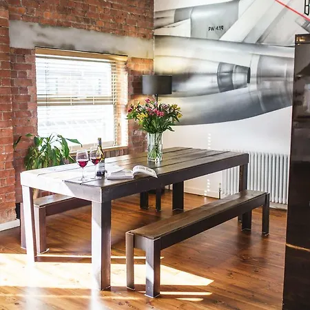 Apartman Paintworks Bristol