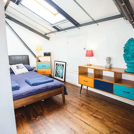Apartman Paintworks
