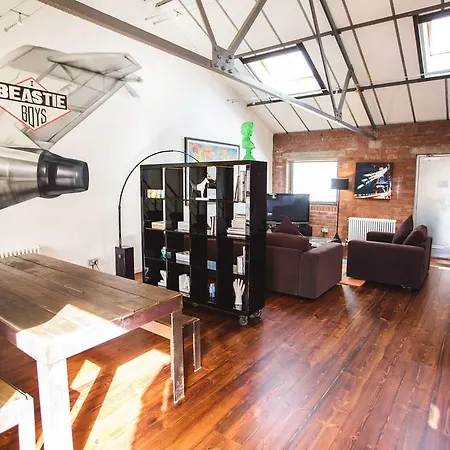 Apartman Paintworks