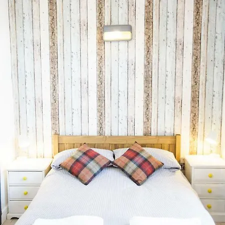 Apartment Paintworks Bristol