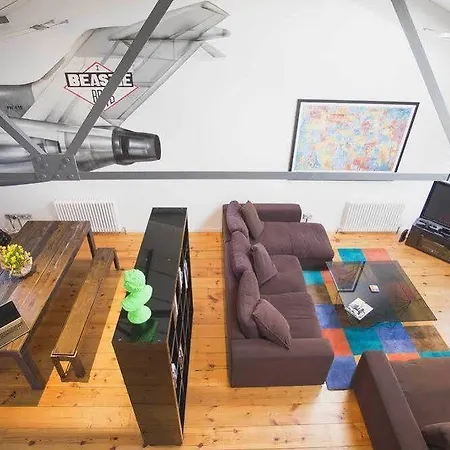 Apartment Paintworks *